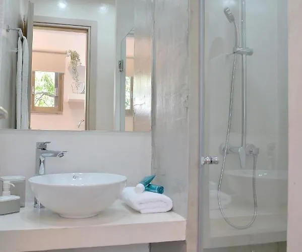 Niriis Family Eukrate & Thoe *