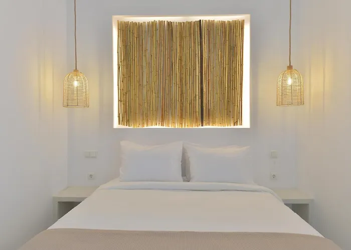 Niriis Family Eukrate & Thoe Lejlighed *