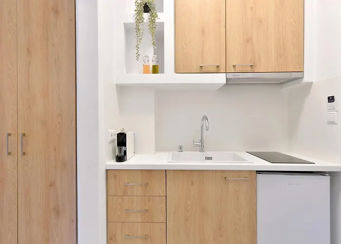 Niriis Family Eukrate & Thoe Lejlighed Mpatsi