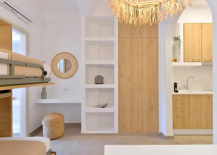 Niriis Family Eukrate & Thoe * Mpatsi