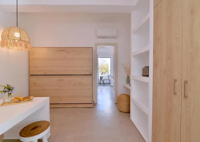 Niriis Family Eukrate & Thoe