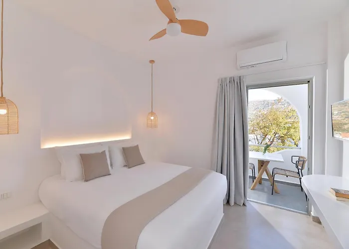 Niriis Family Eukrate & Thoe *