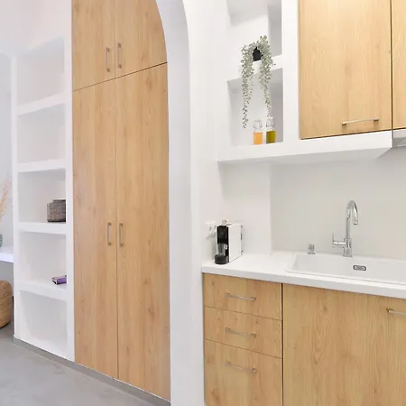 Niriis Family Eukrate & Thoe Lägenhet *