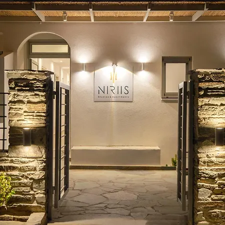 Niriis Family Eukrate & Thoe Apartment Batsi (Andros)