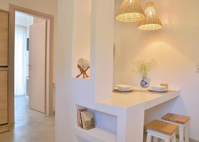 Niriis Family Eukrate & Thoe