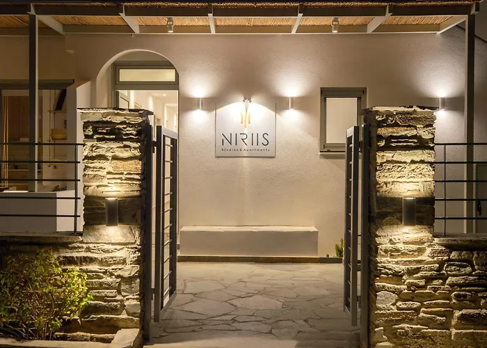 Niriis Family Eukrate & Thoe 아파트 바트시